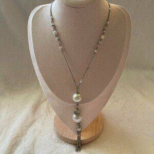 White house black market necklace